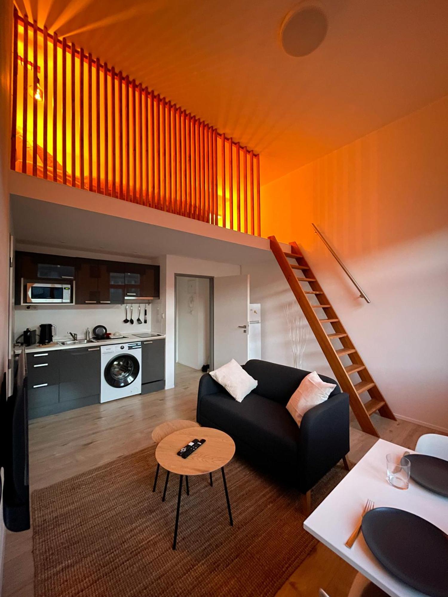 Loft Maniny By Urban Apartments プラハ エクステリア 写真